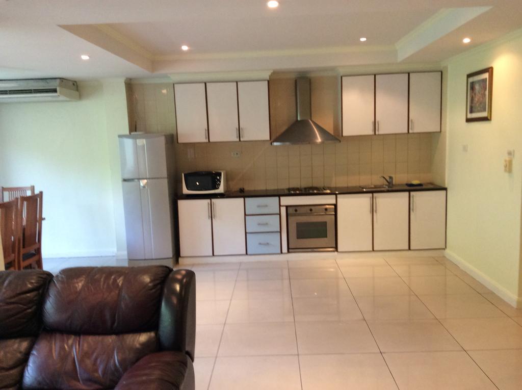 Argyle Apartments Паттайя Экстерьер фото